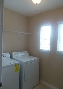 Townhome/Duplex – photo 5