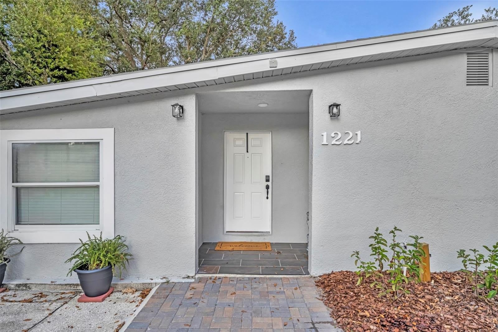 1221 ELINORE Drive – photo 3