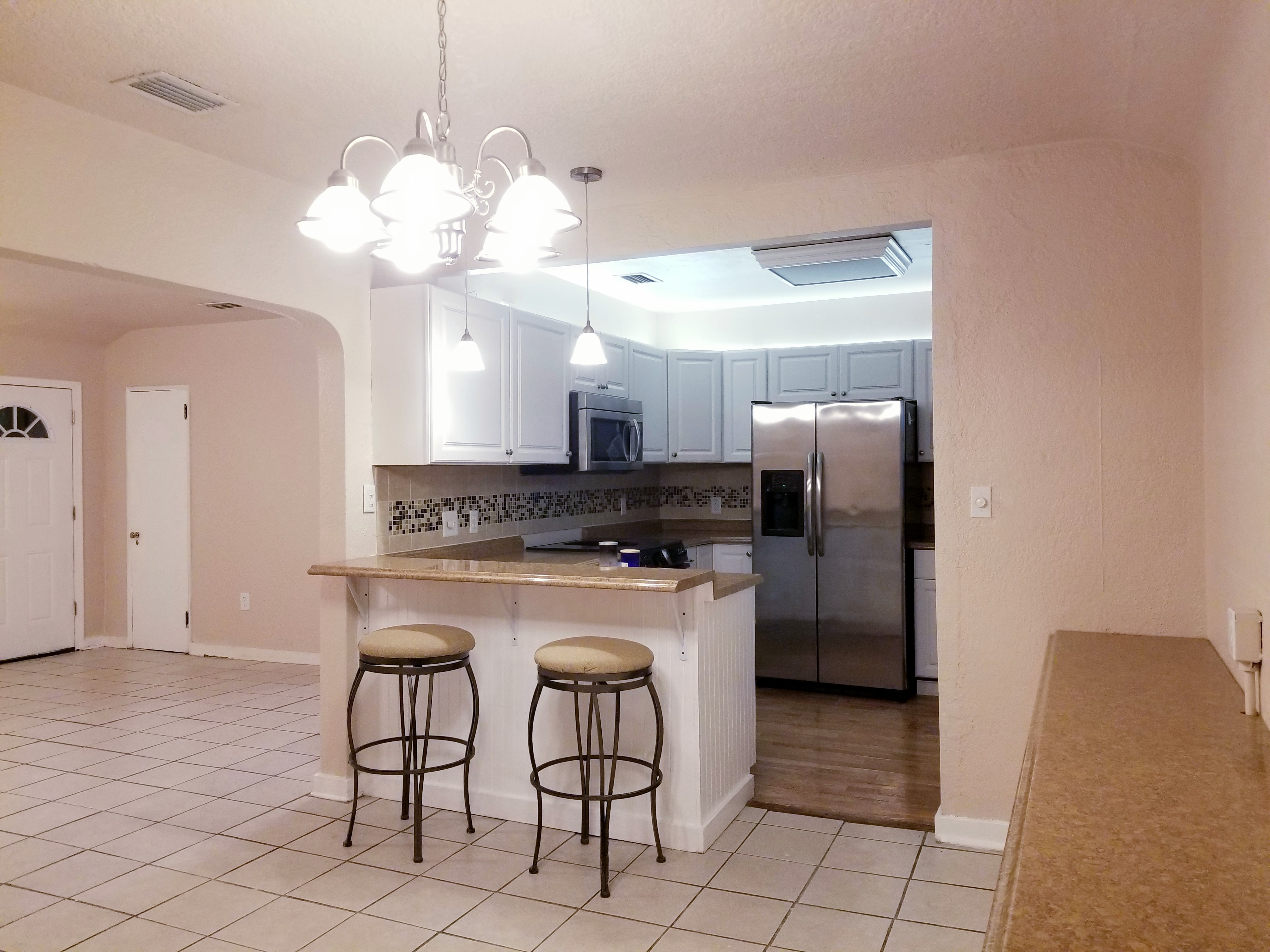 512 East Strawbridge Avenue – photo 5