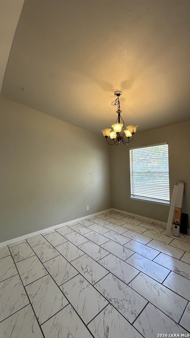 5007 Village Row – photo 4