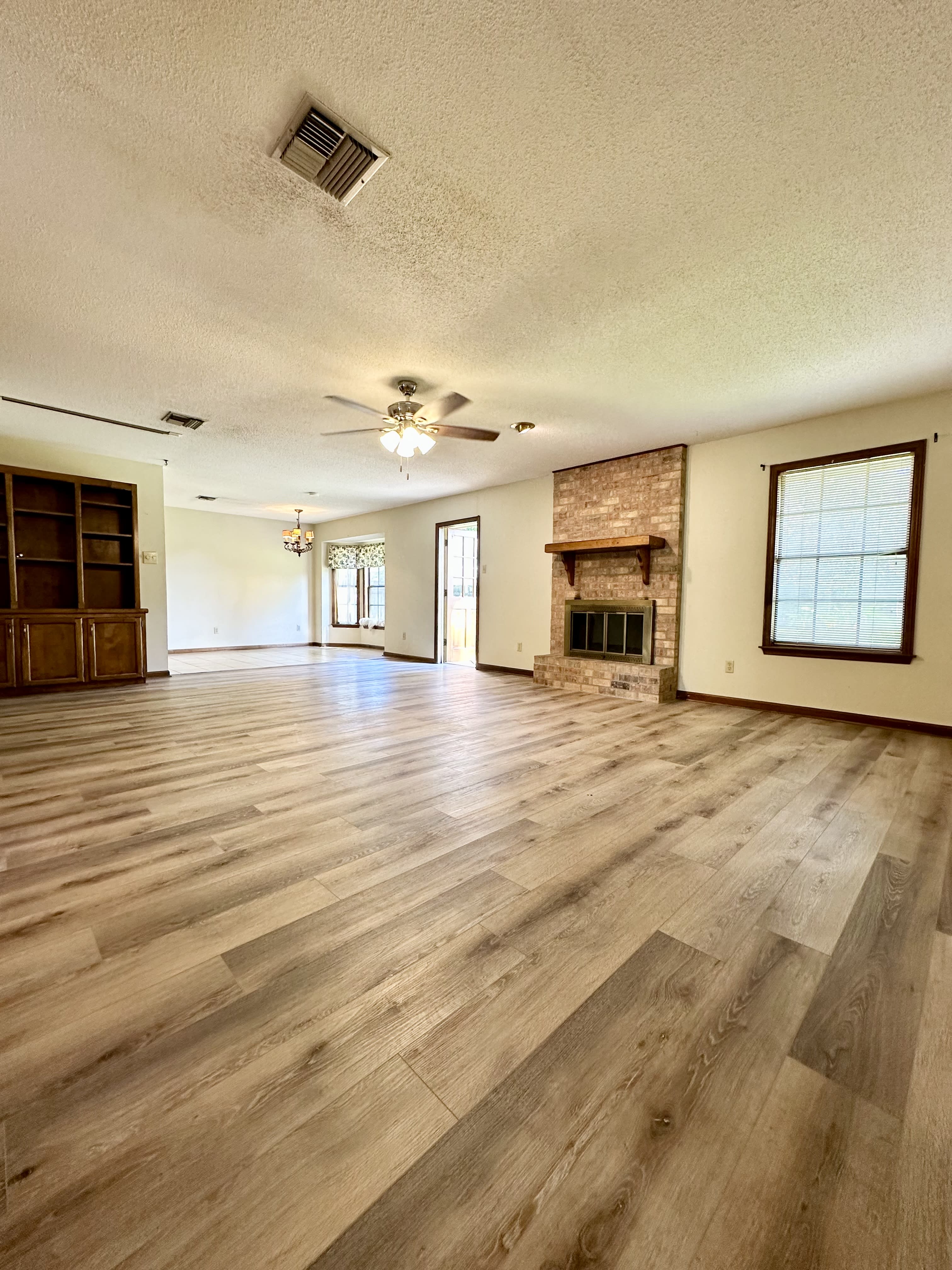 102 Cindy Dr – photo 5