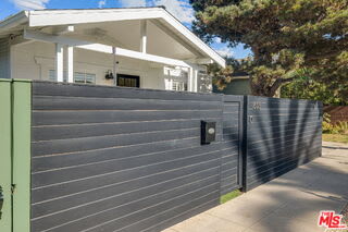 1605 Cabrillo Avenue – photo 2