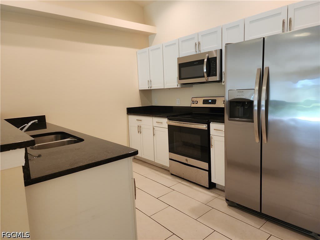 121 SW 16th Terrace – photo 2