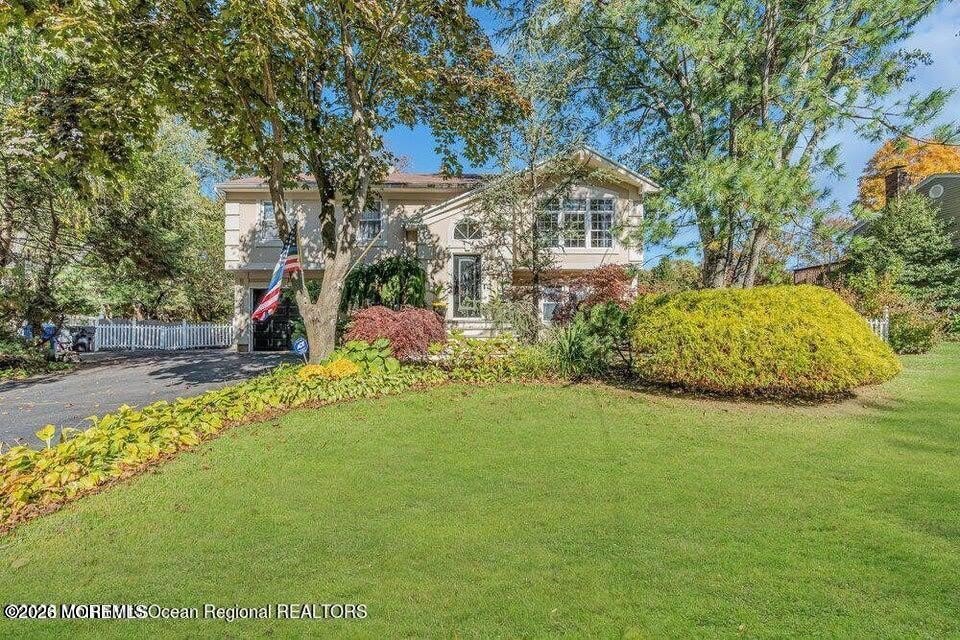 541 Frank Applegate Road – photo 3
