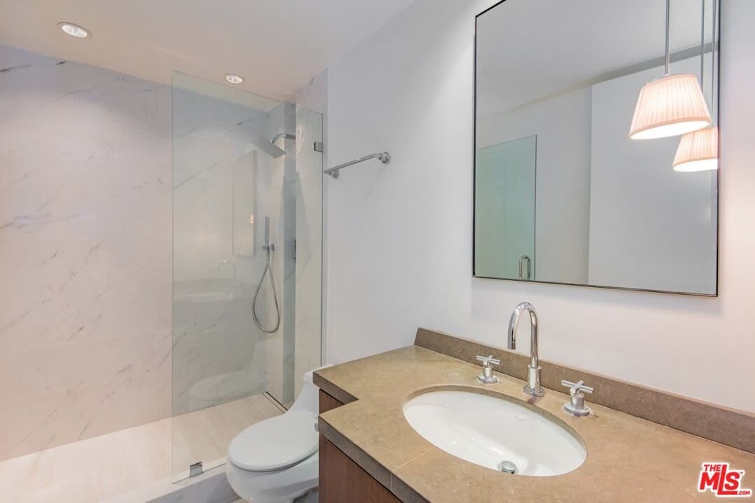 10520 Wilshire Blvd – photo 5