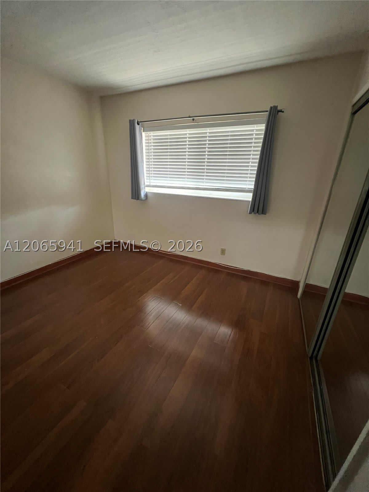 1535 Se 15Th St – photo 2