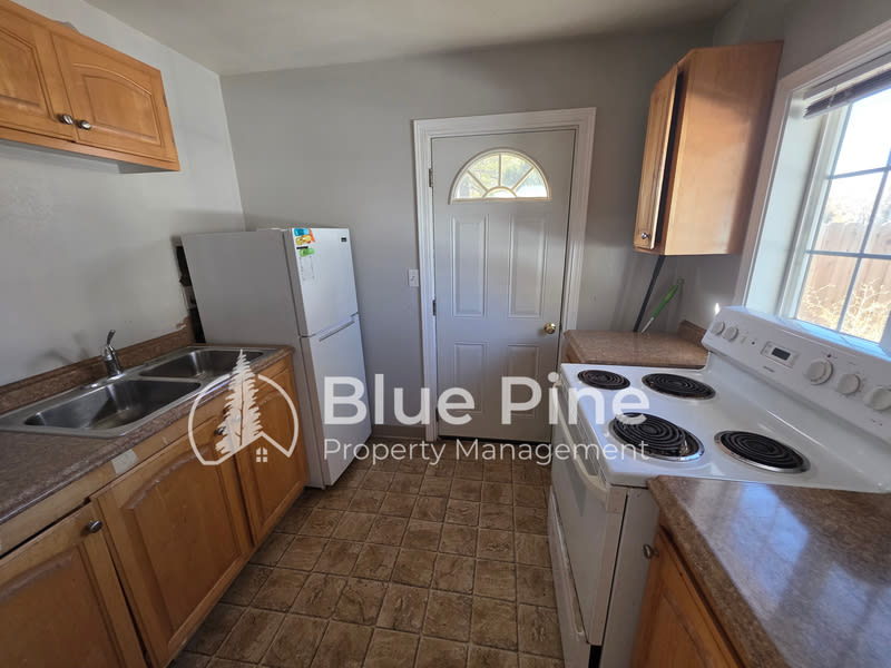 340 North Water Street – photo 2