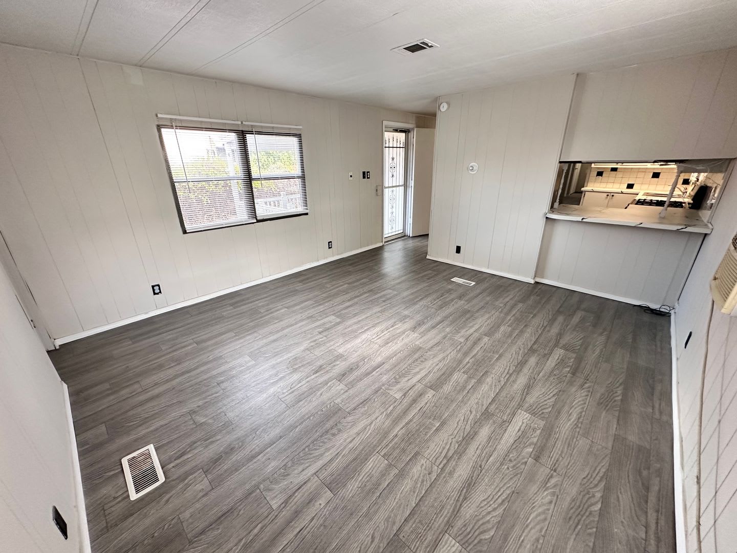 3 Bedroom 2 Bathroom 2 Car Garage – photo 4