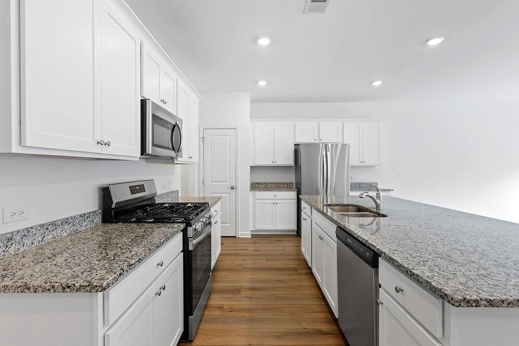 2749 Lou Lou Lane – photo 3