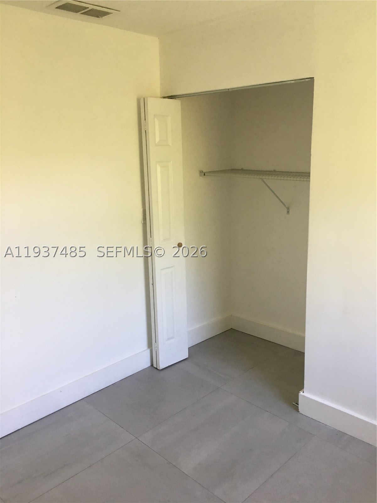 2612 NE 206th St – photo 3