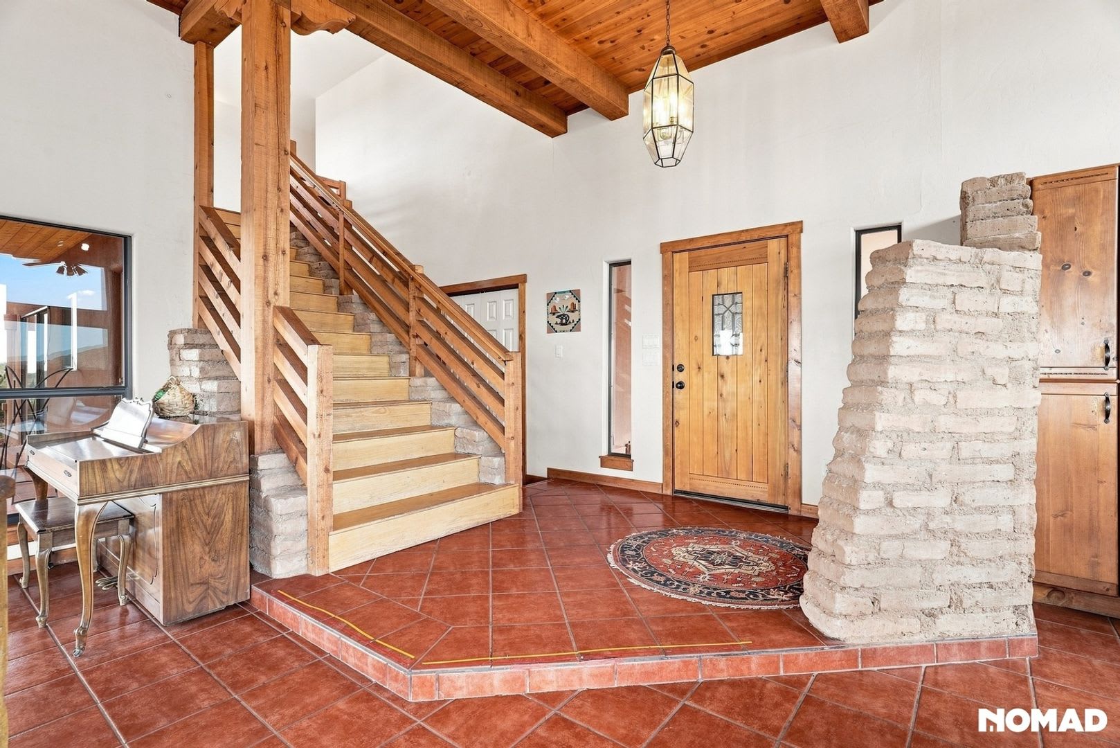 Executive Home in Soledad Canyon with Unparalleled Views – photo 4