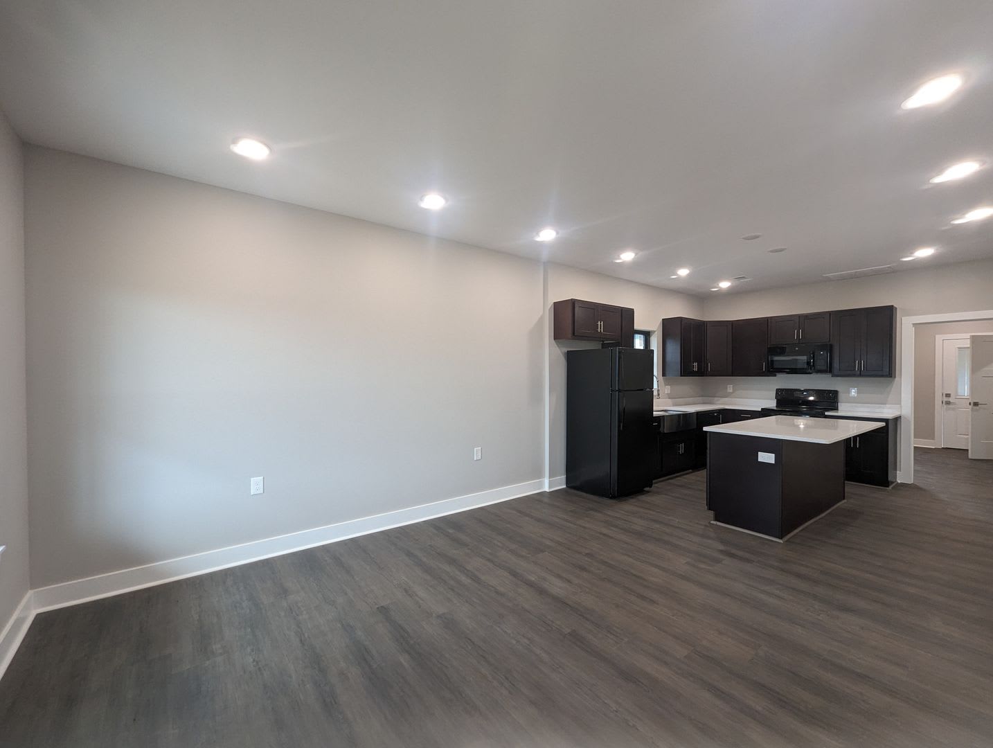 3 Bedroom/2 Bathroom Townhouse • Southside – photo 4