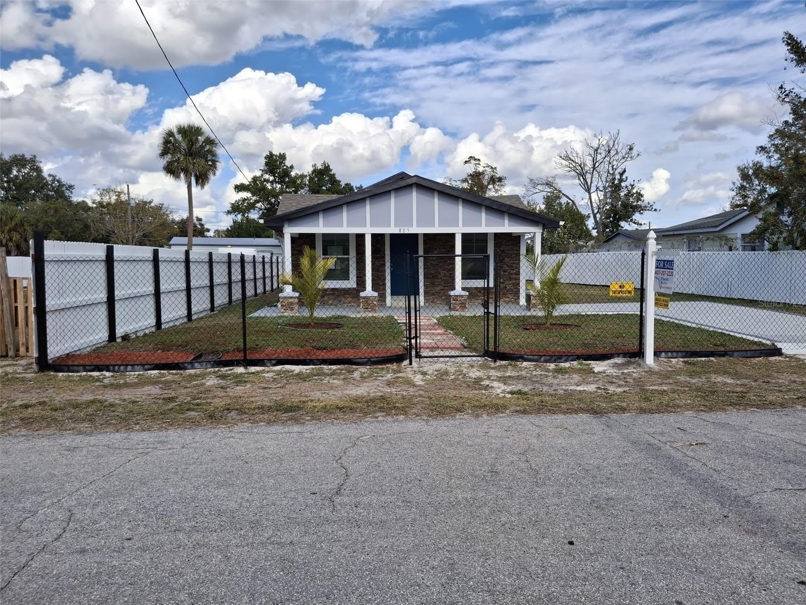 825 3Rd Street – photo 1
