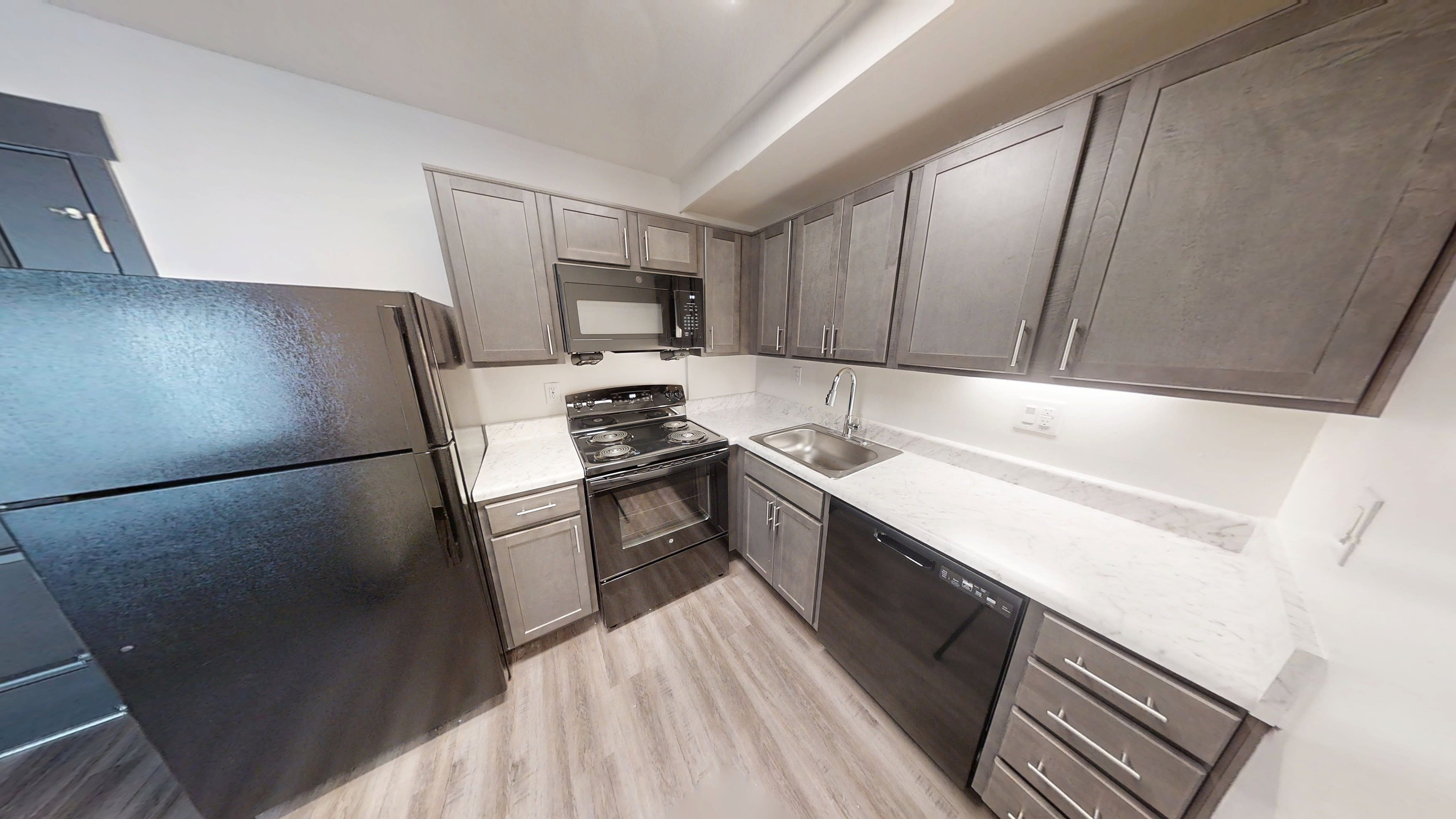 Turtle Creek Apartments of Indianapolis – photo 2
