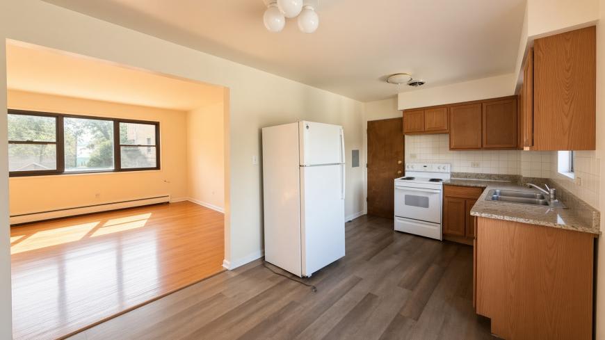 6456 North Ridge Boulevard – photo 3