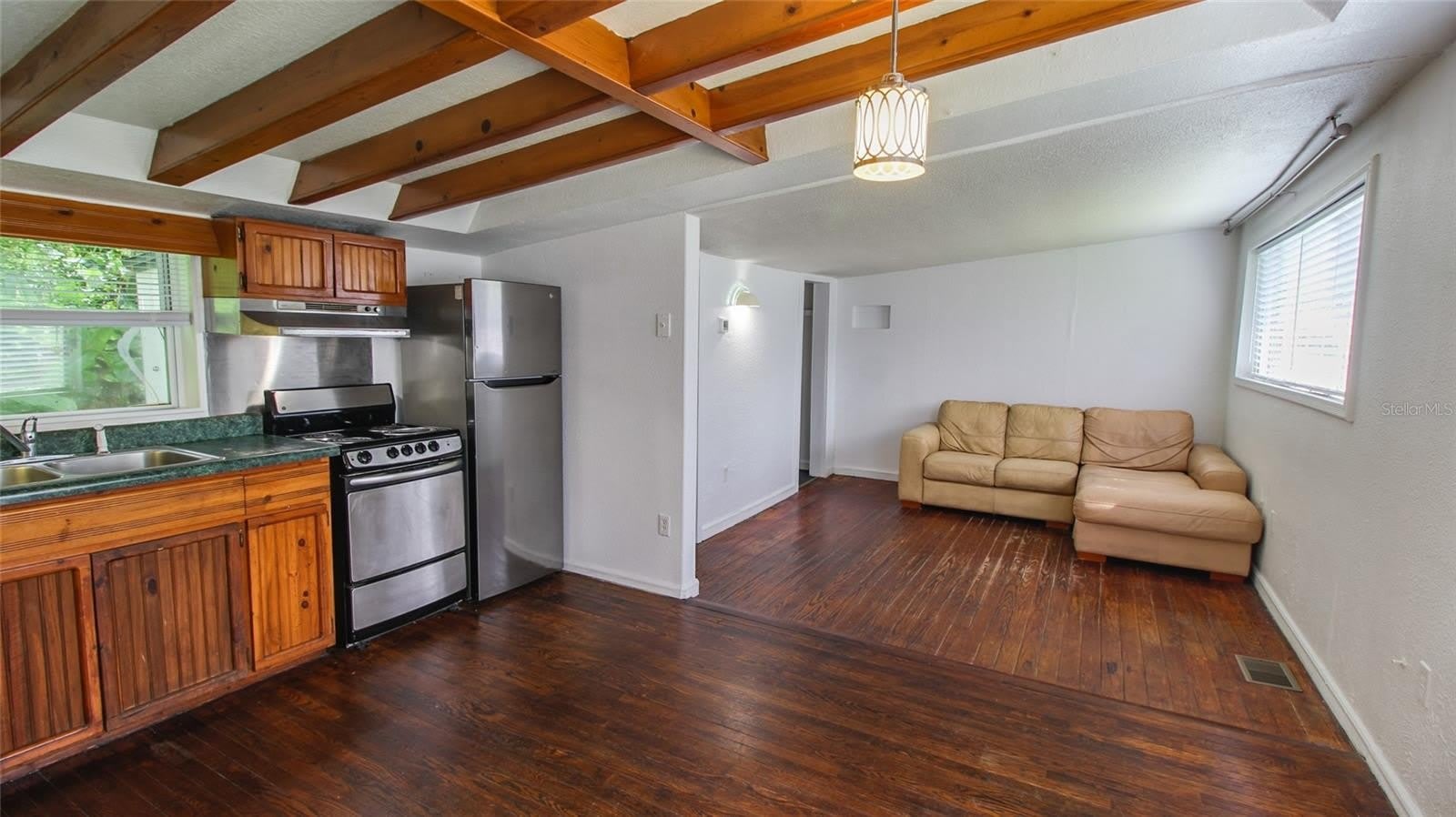 1709 CLOVERLAWN Avenue – photo 3