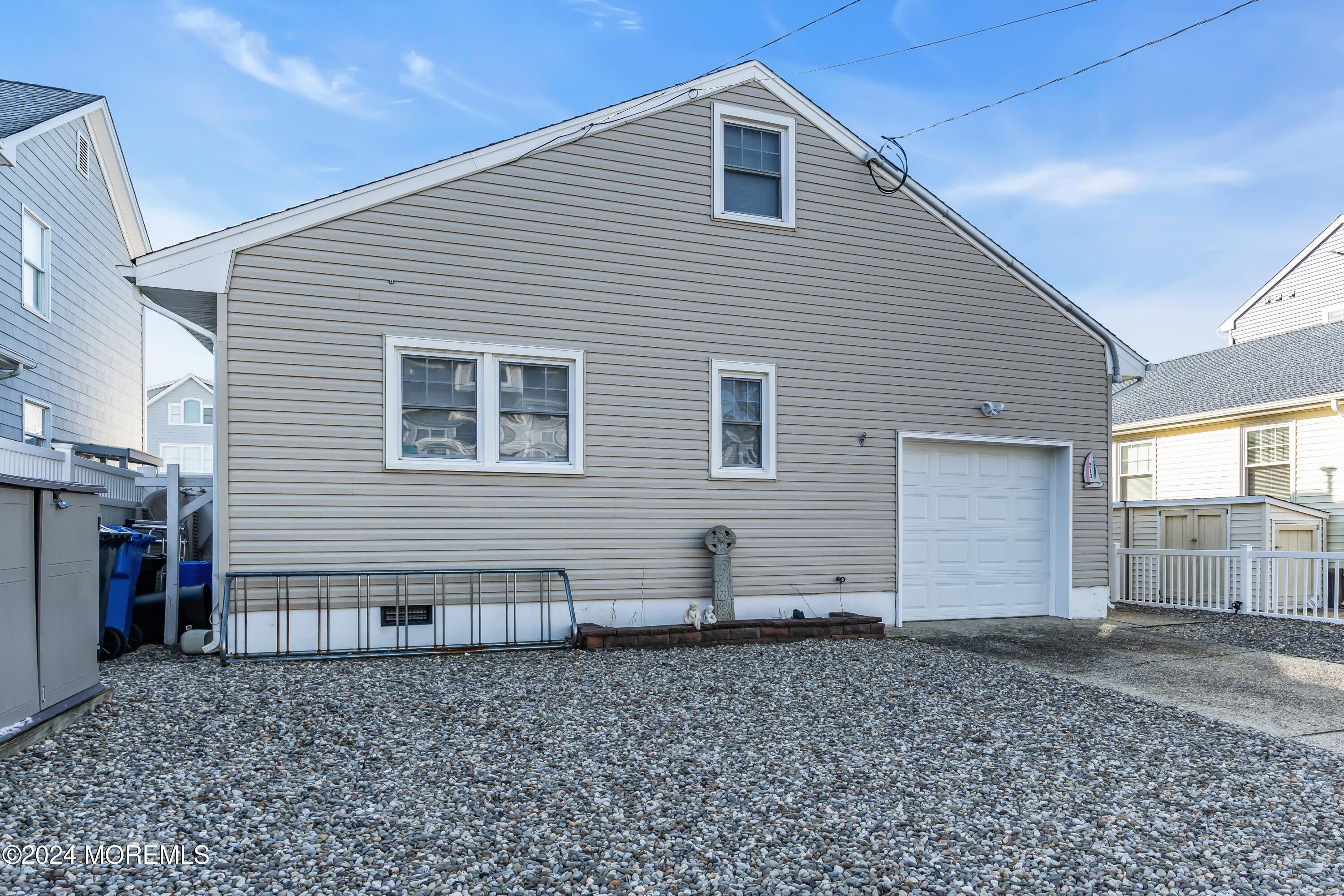 213 Hayes Court – photo 2