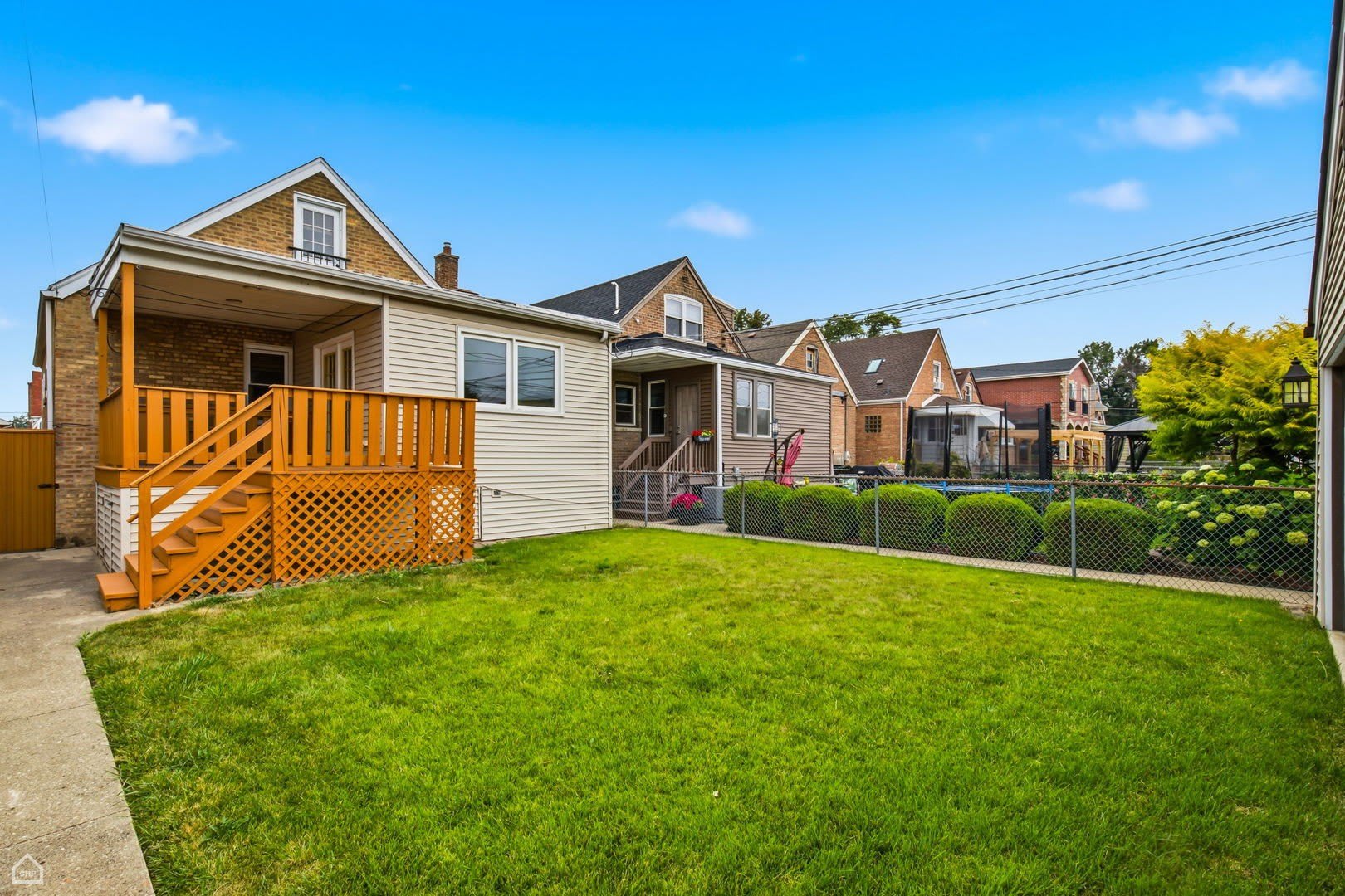 3329 N Neva Avenue – photo 2