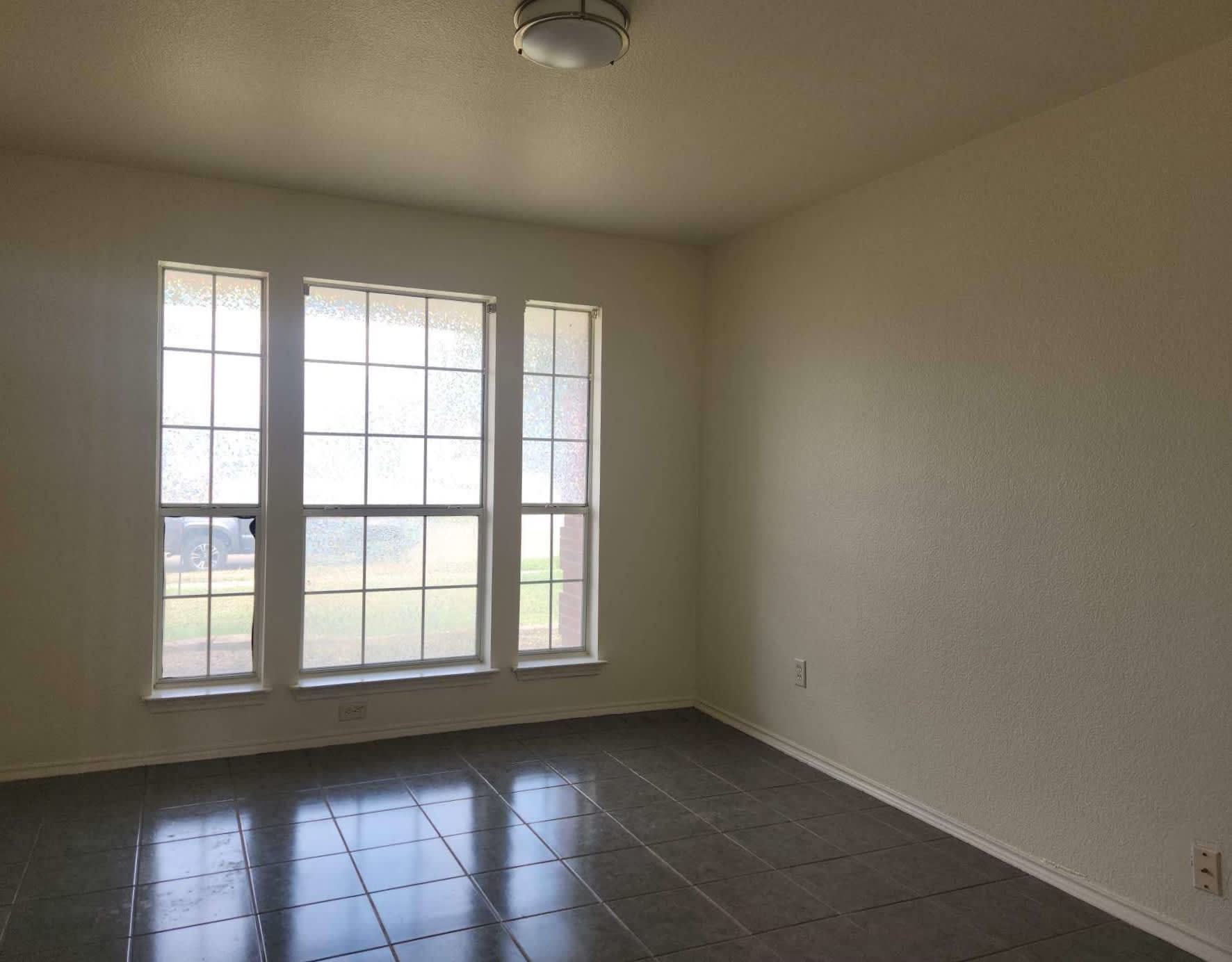 1604 Quarry Dr – photo 5