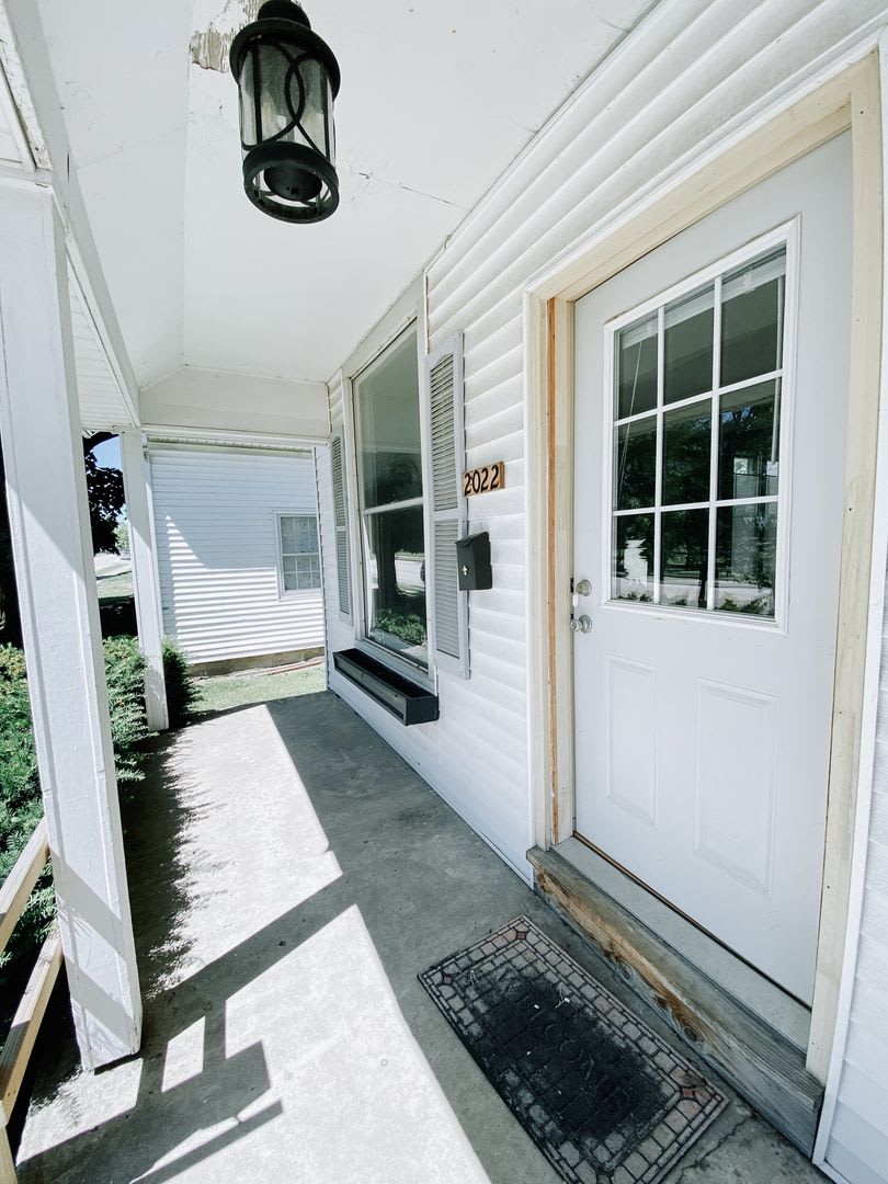 2 bedroom and 1 bathroom duplex – photo 3