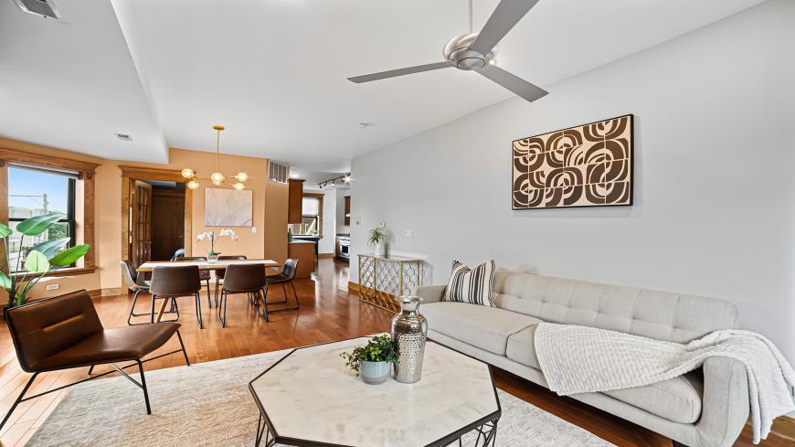 650 North Wood St. – photo 5