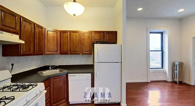 68 Putnam Avenue – photo 1