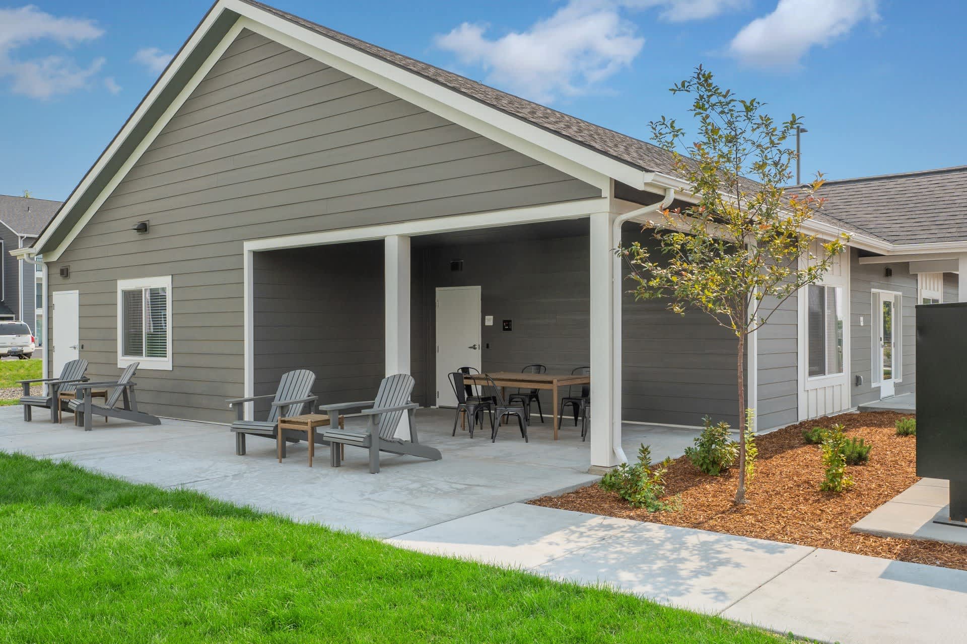 Mill Creek Apartments – photo 2