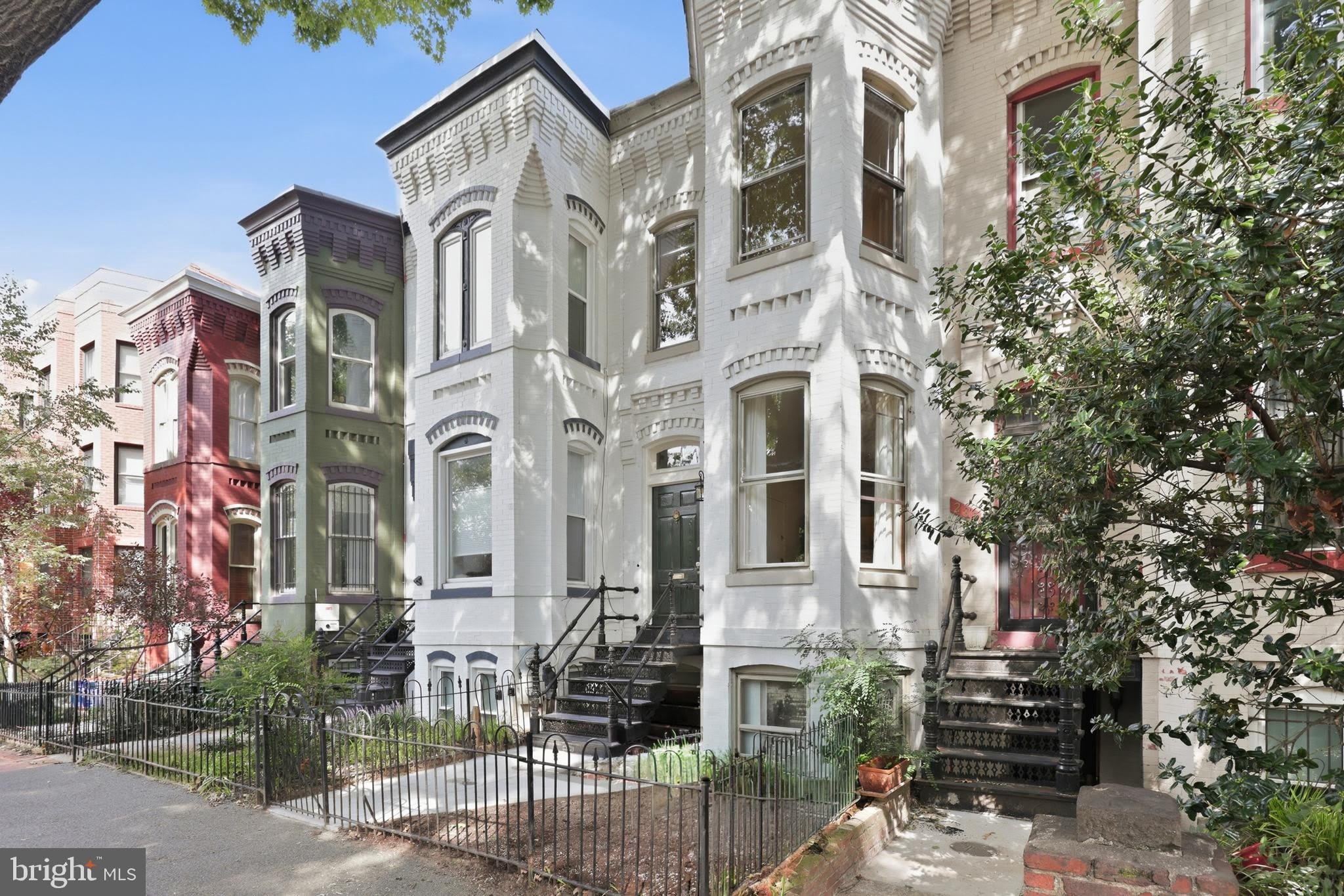 237 8TH Street NE – photo 2