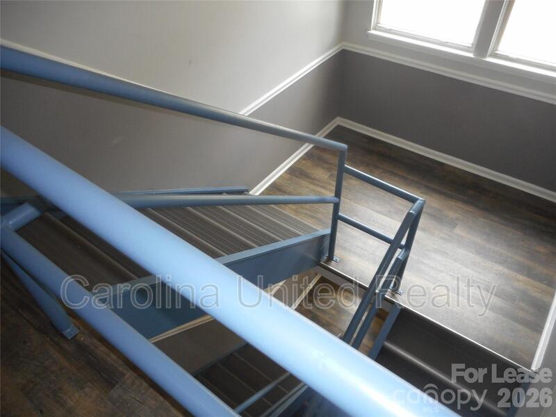 9329 Old Concord Rd – photo 4