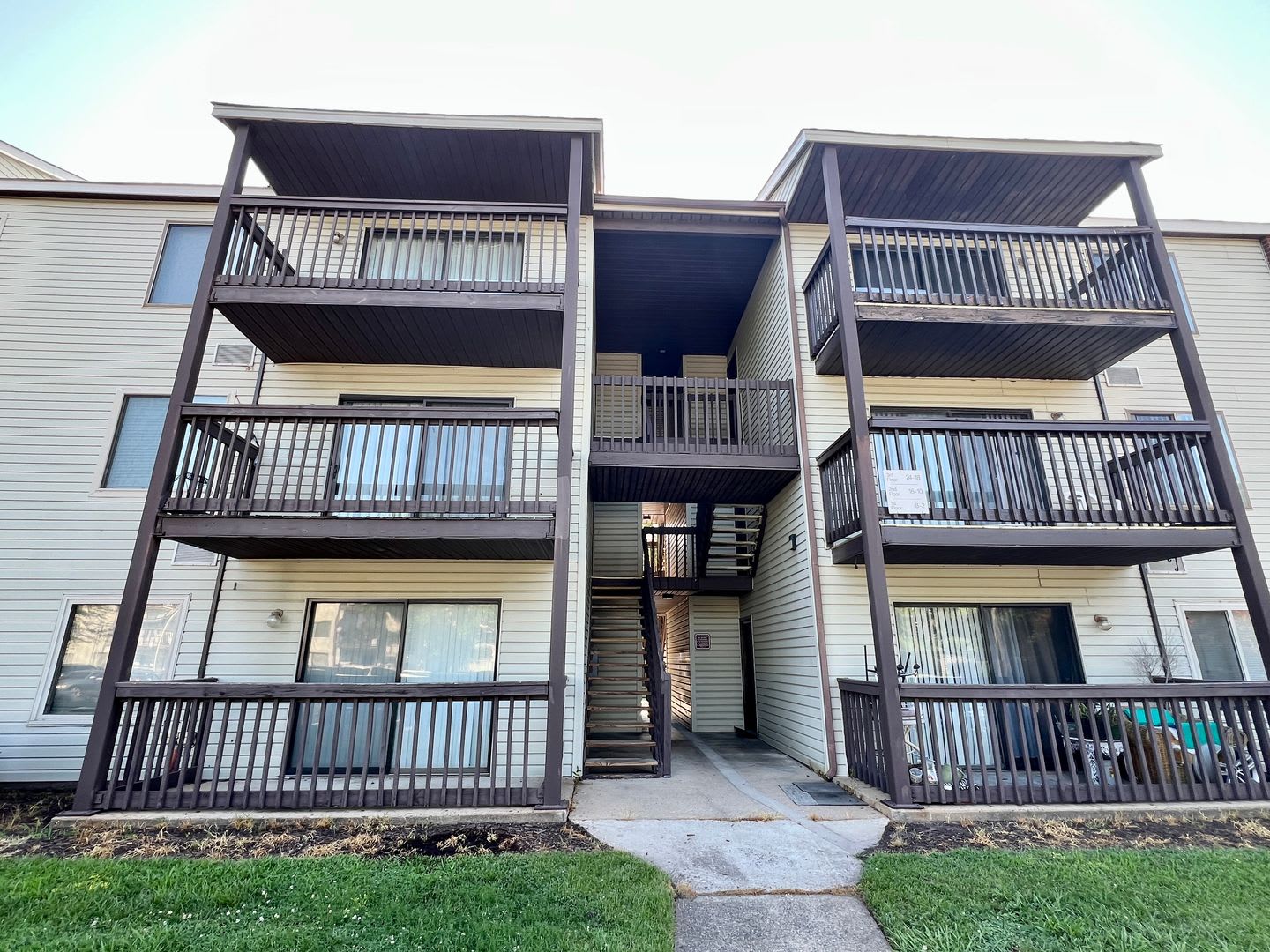 1Bth 1Bth Condo In Hampton – photo 2