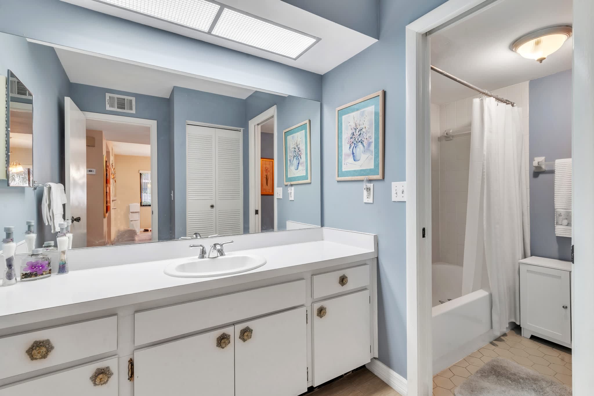 700 Starkey Road – photo 2