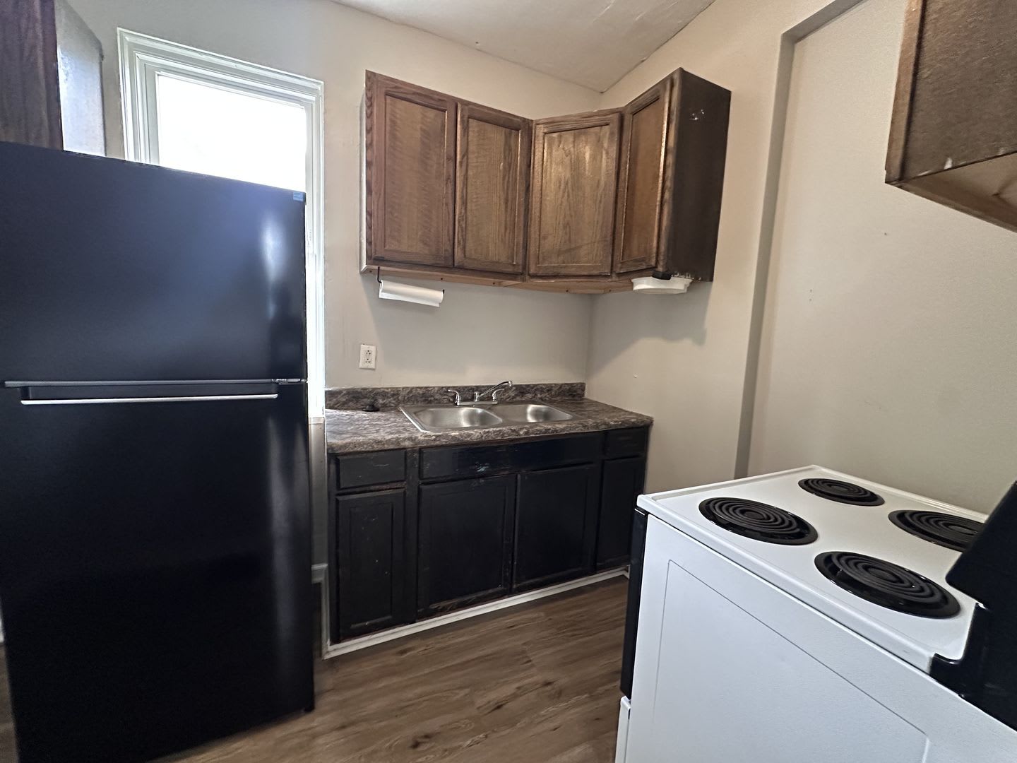 Charming 2-Bedroom Home in Ambridge – Convenient Location! – photo 2