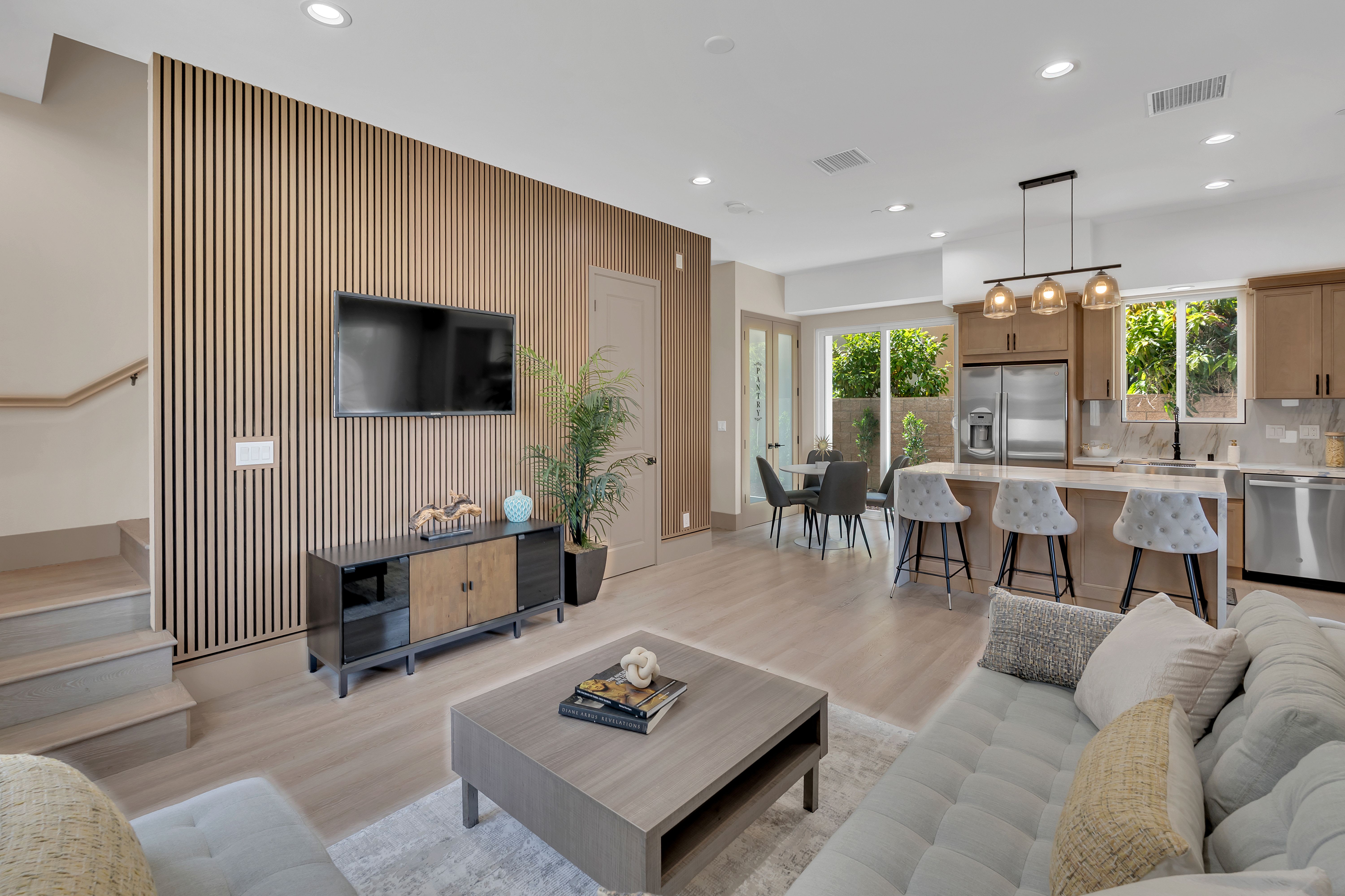 8230 Starr Street – photo 4