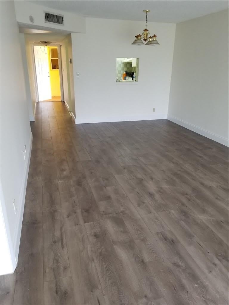 7900 Fairview Drive – photo 2