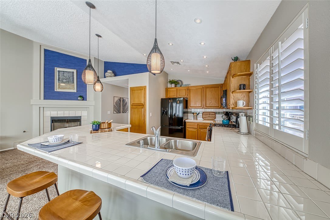 8421 Honeywood Circle – photo 2