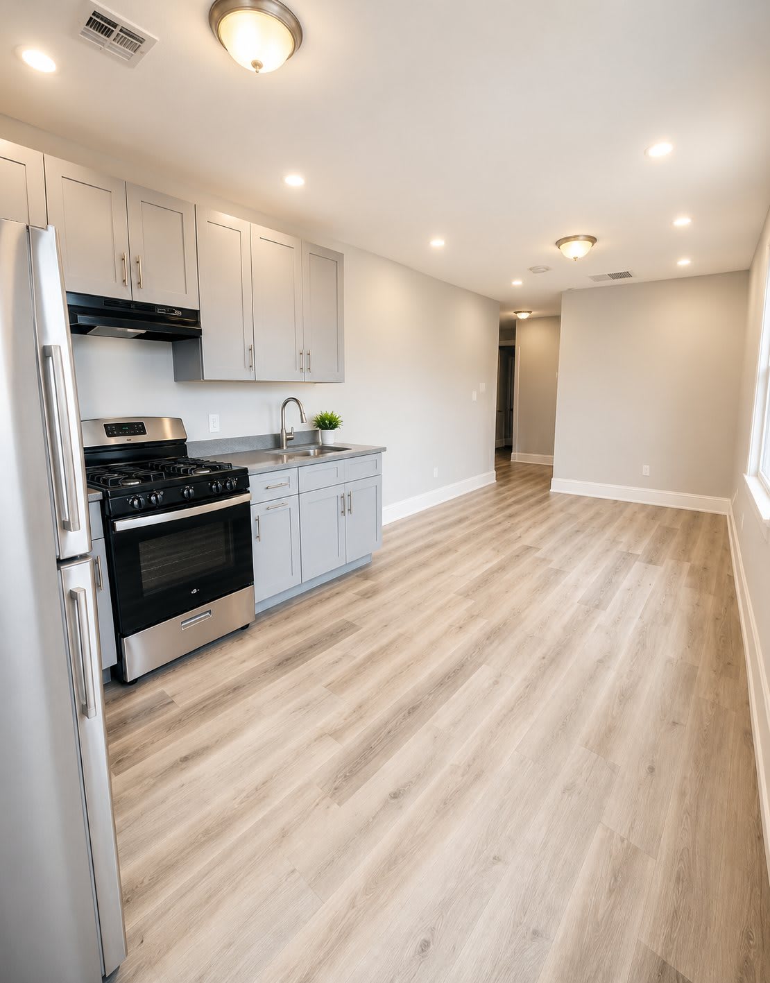 186 Hawthorne Avenue – photo 2
