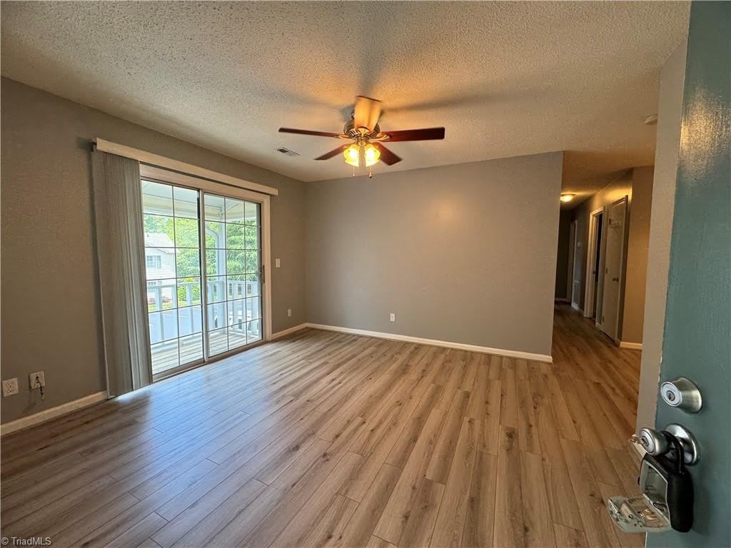 5661 Hornaday Road – photo 2