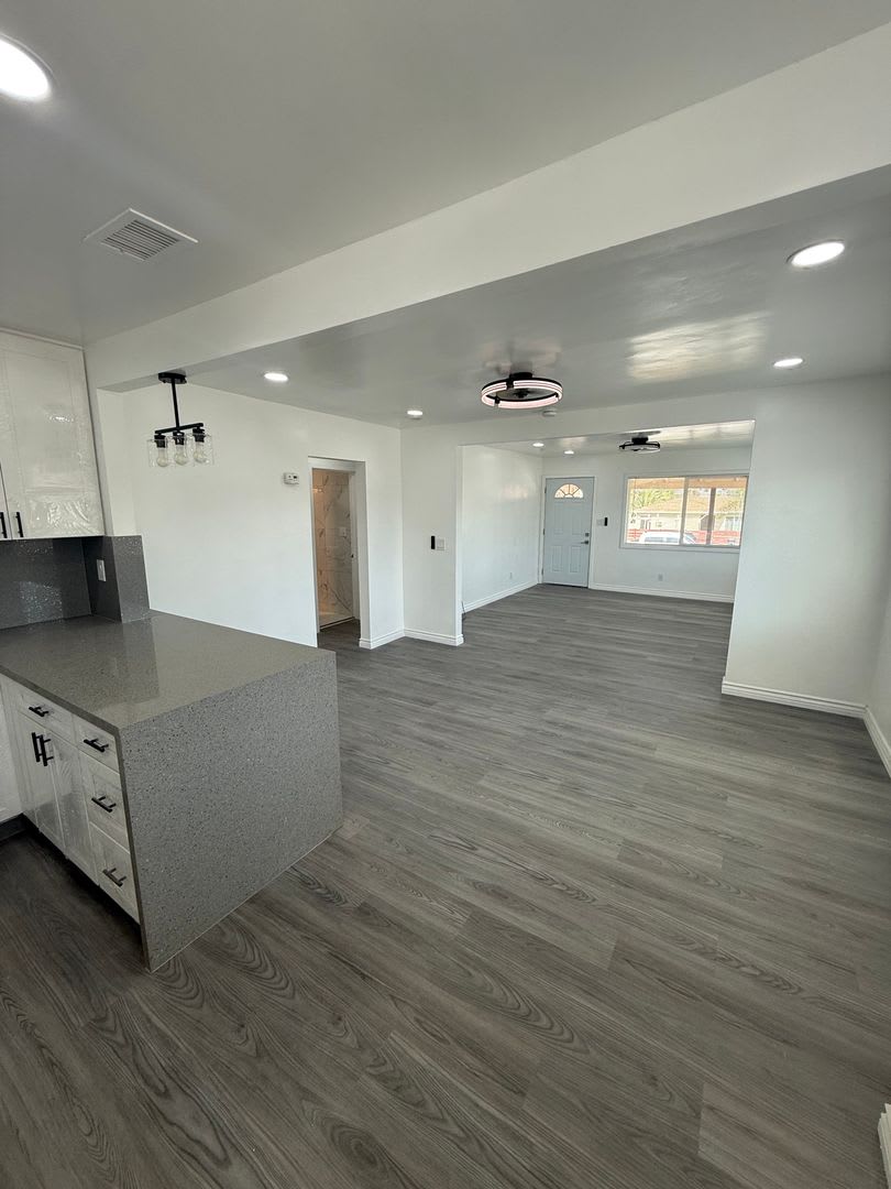 Beautiful Fully Renovated Home El Cajon – photo 2