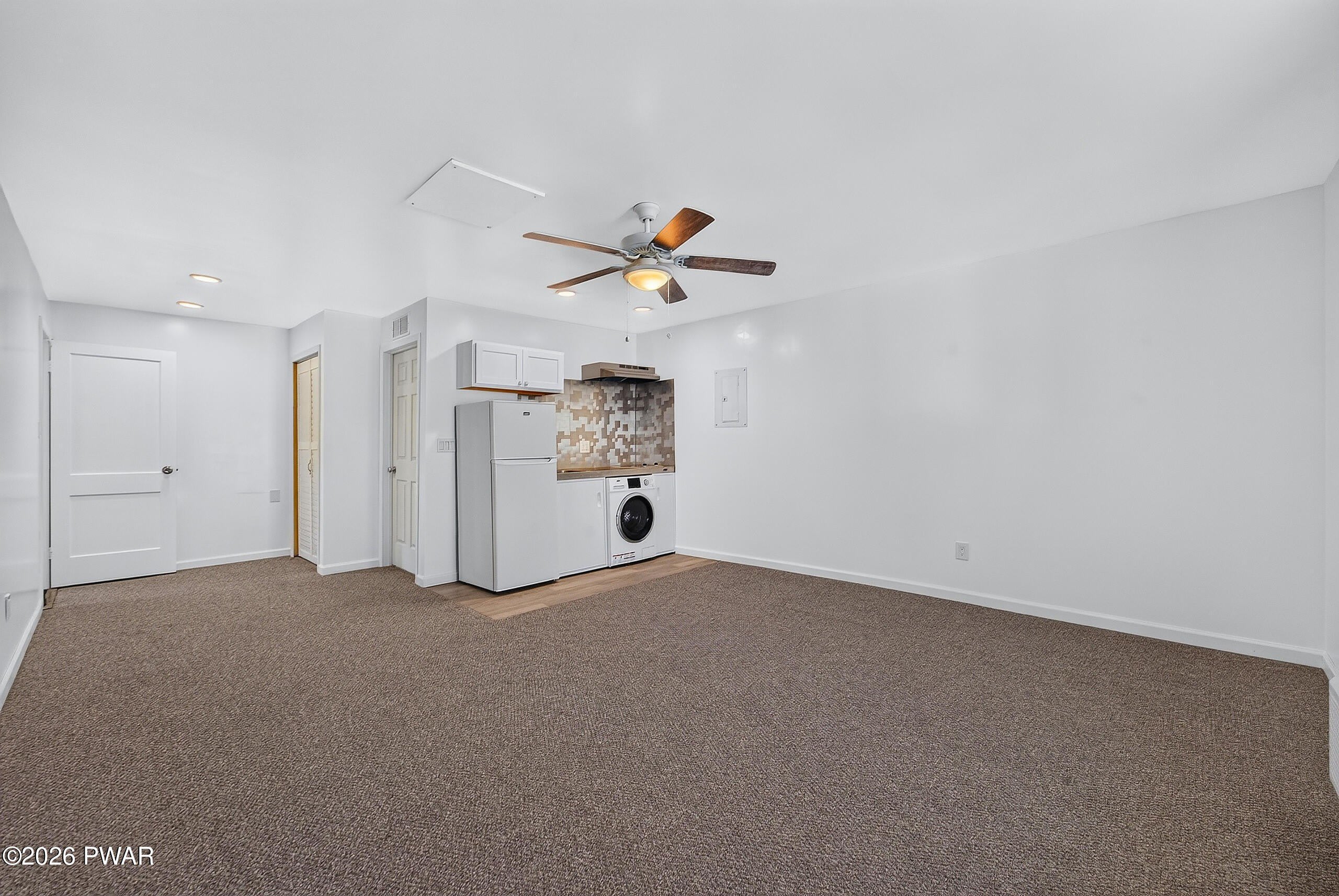 978 Main Street – photo 5