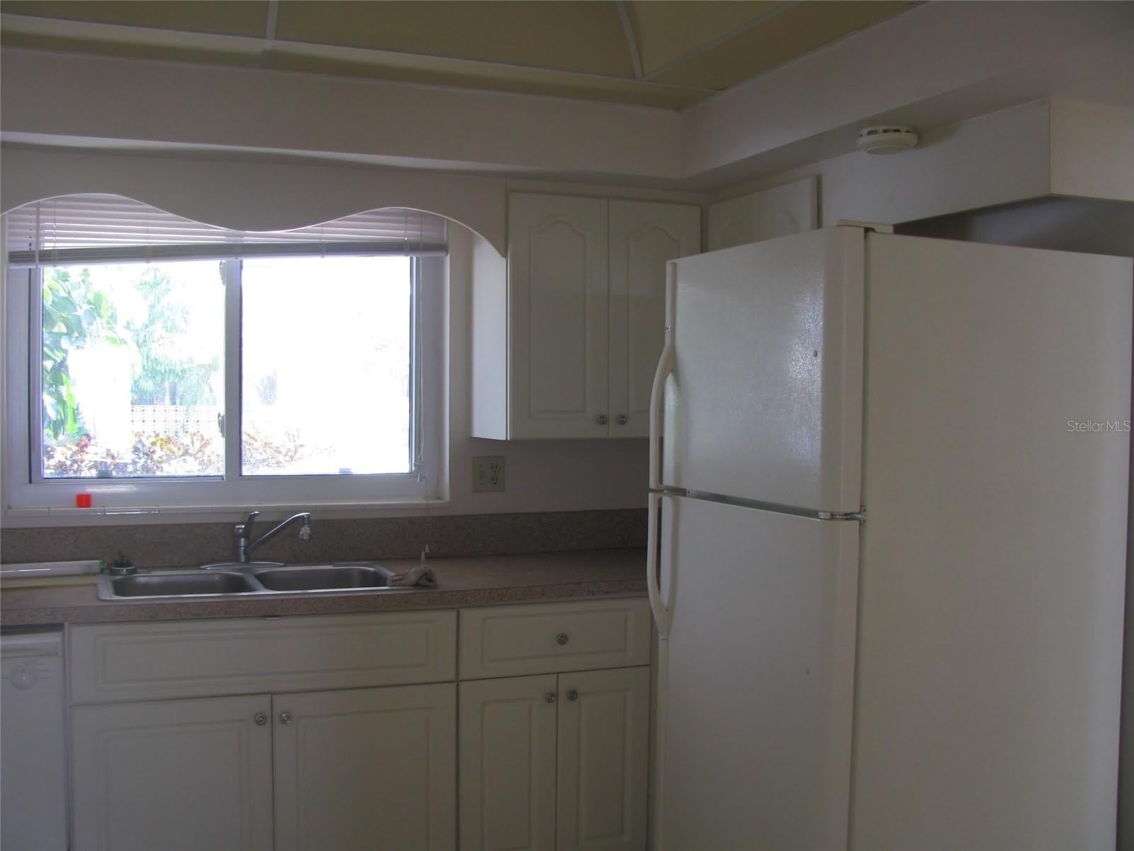 3041 Tyrone Lane – photo 5