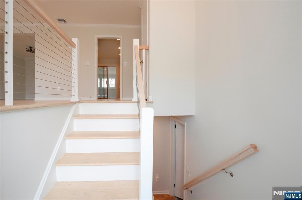 43 Spruce Avenue – photo 2