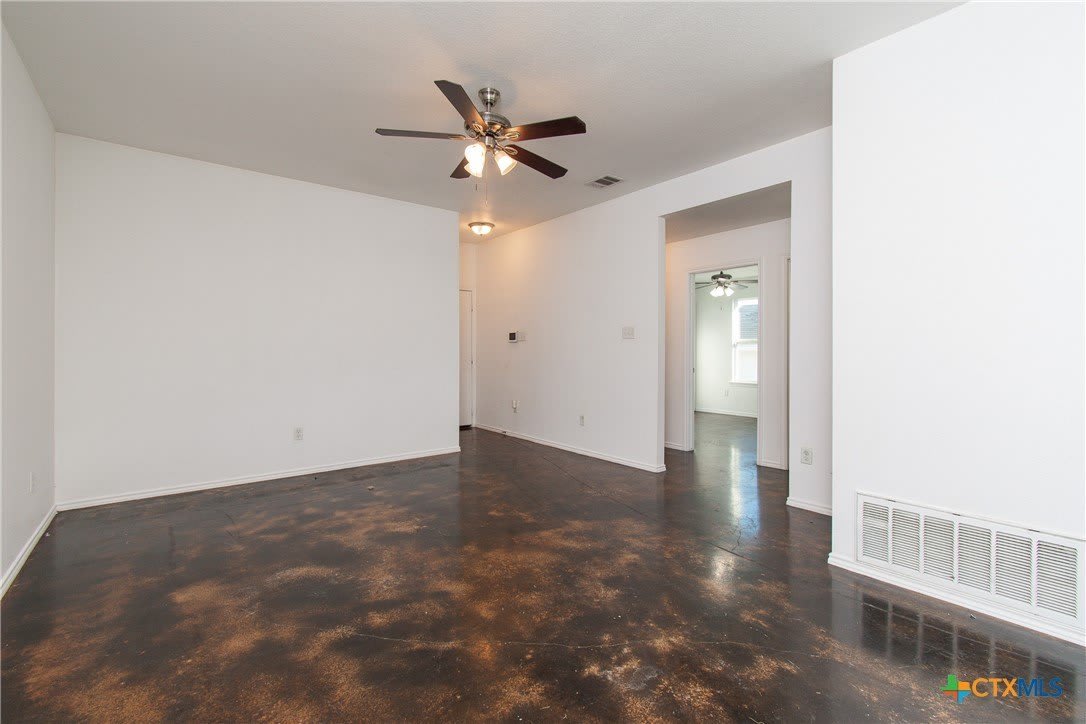 223 N Mary Jo Drive – photo 4