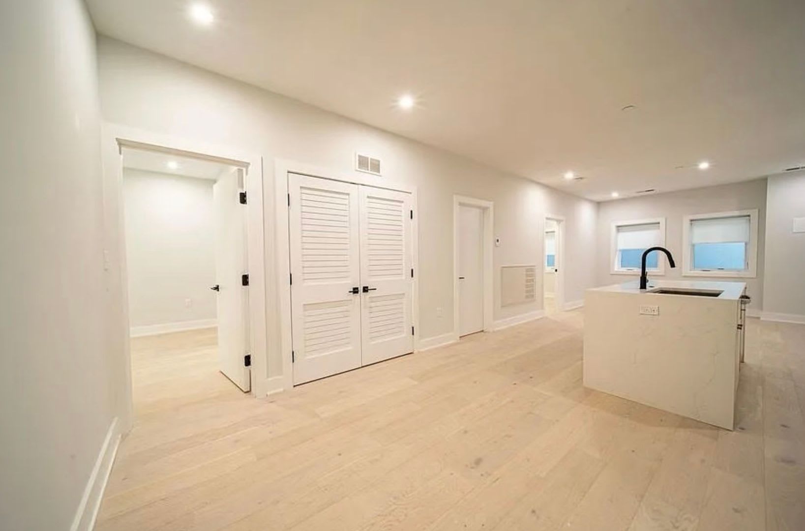 1117 24th Street NW – photo 1