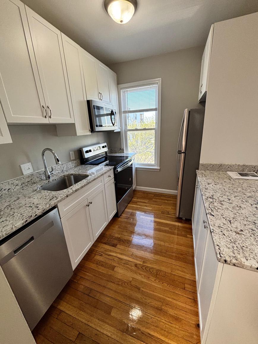 181 Washington St. – photo 1