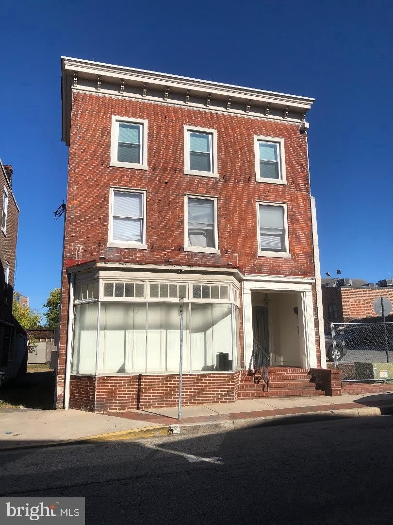 121 W MAIN Street – photo 1