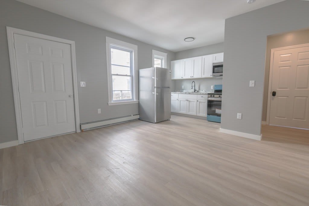54 Laurel Street – photo 1
