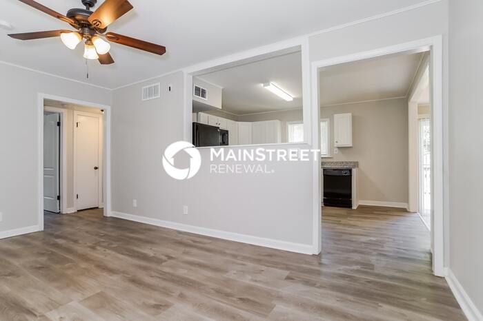 11810 West 69th Street – photo 4