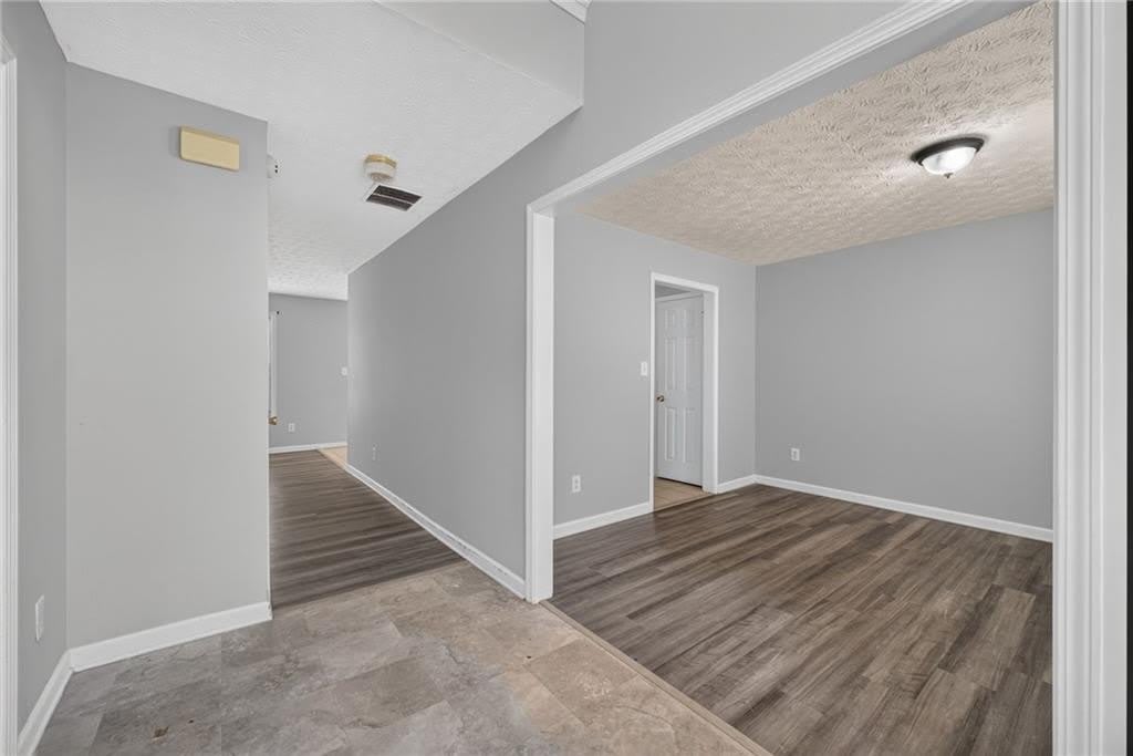 530 Sterling Pointe Court – photo 3