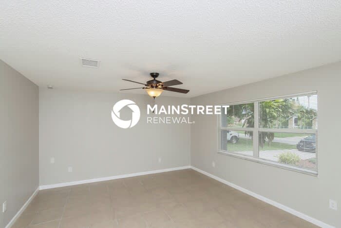 1320 Mann Avenue Northwest – photo 4