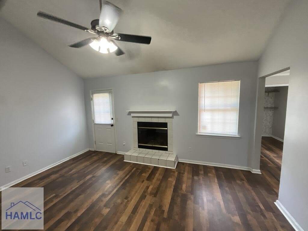 1750 Latham Court – photo 2